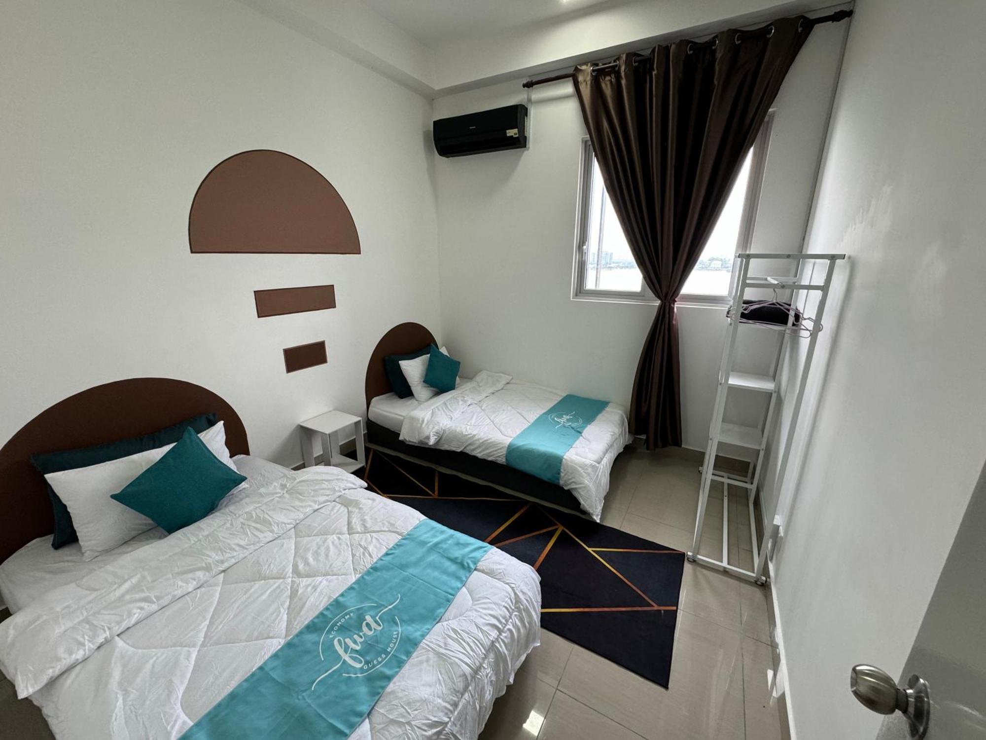 Skylake Luxury Family Vacation Puchong