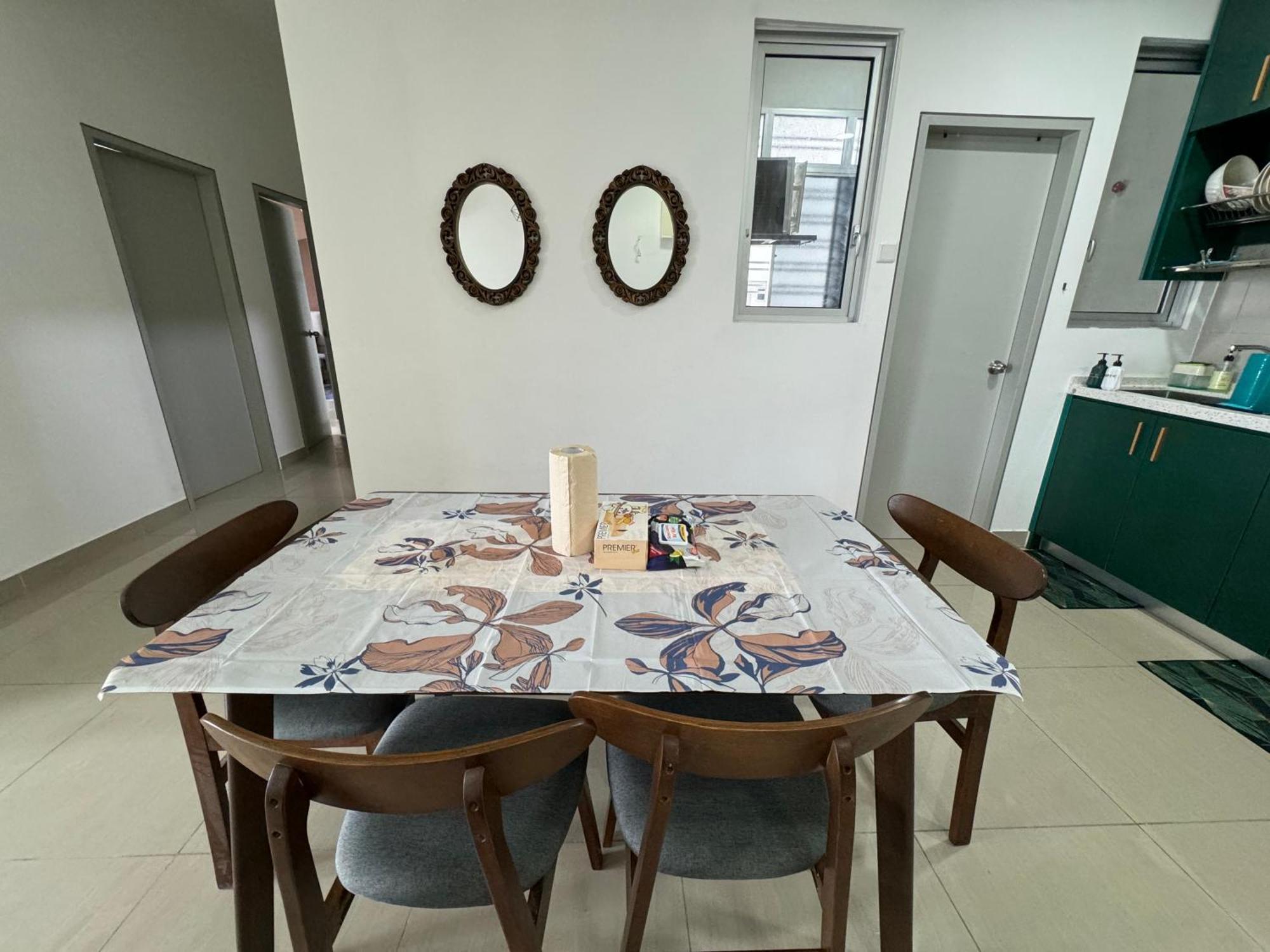 Skylake Luxury Family Vacation Apartment *
